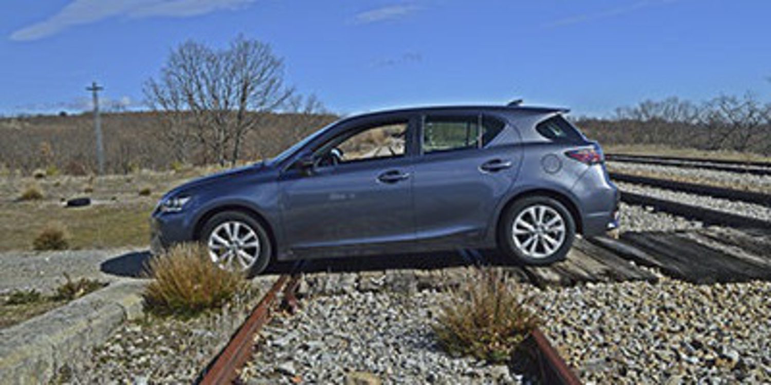Prueba - Lexus CT200h, premium e híbrido son compatibles