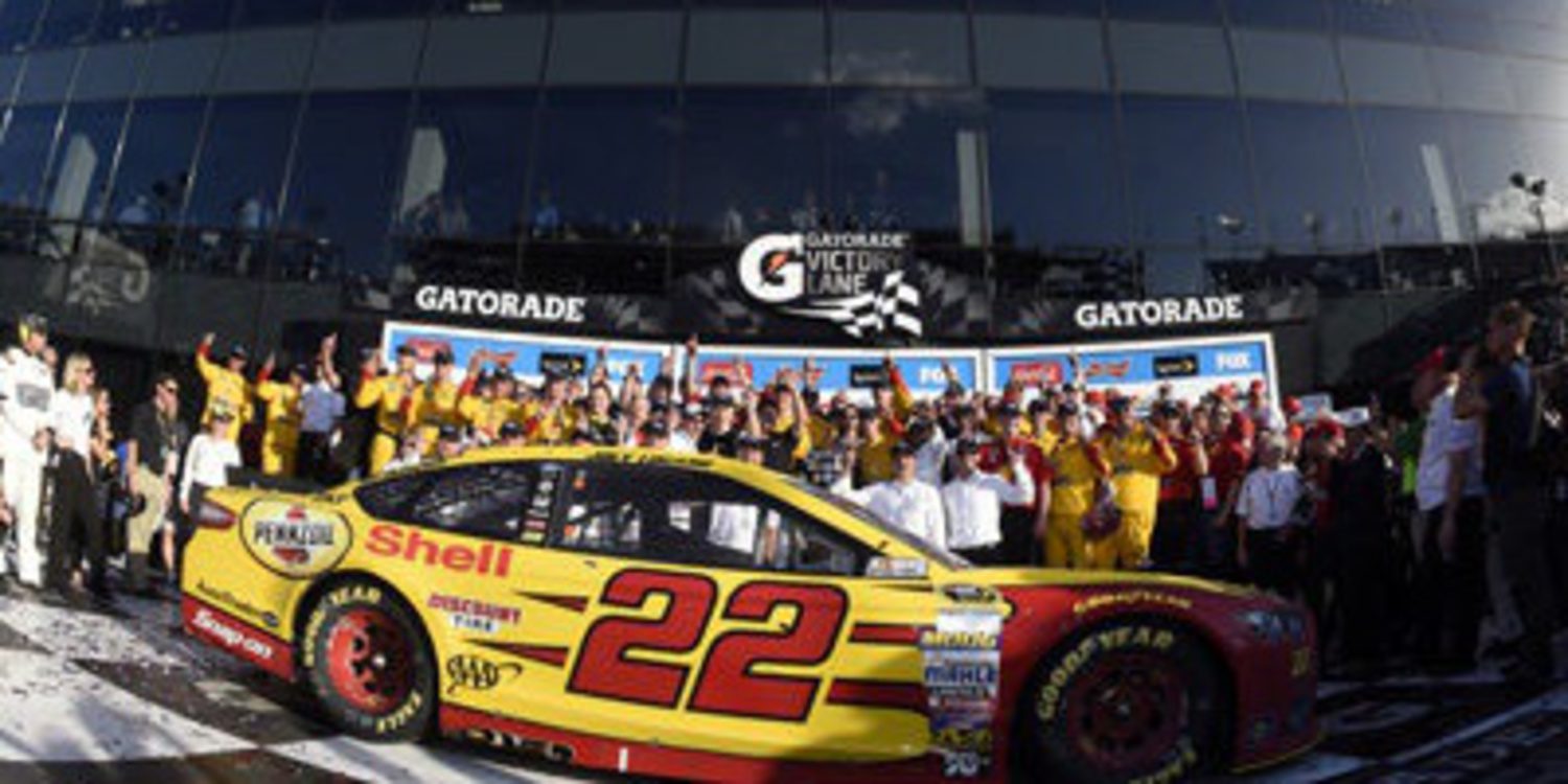 Joey Logano gana de forma clara la Daytona 500