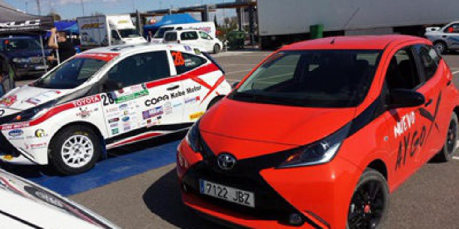 Debut del Toyota Aygo Copa Kobe Motor con premio
