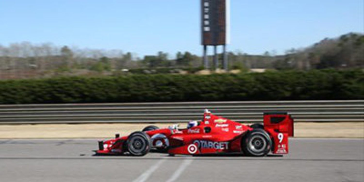 Scott Dixon encabeza el primer día de test en Barber