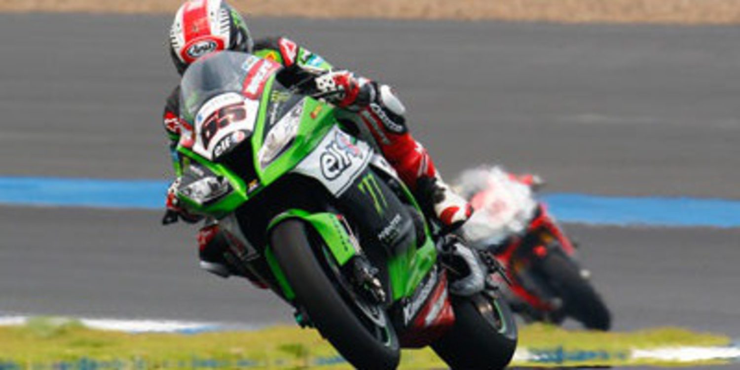 Primer doblete de Jonathan Rea con Kawasaki en Chang
