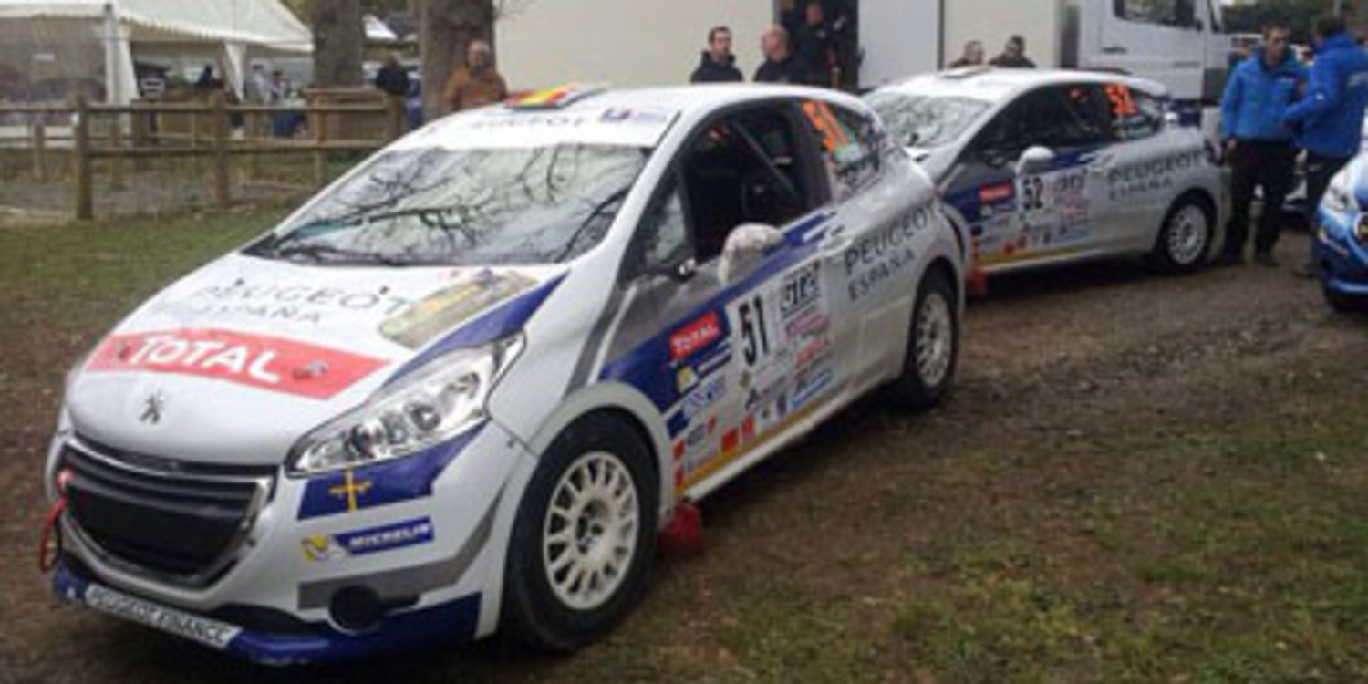 'Cohete' Suárez gana en su estreno en la 208 Rally Cup