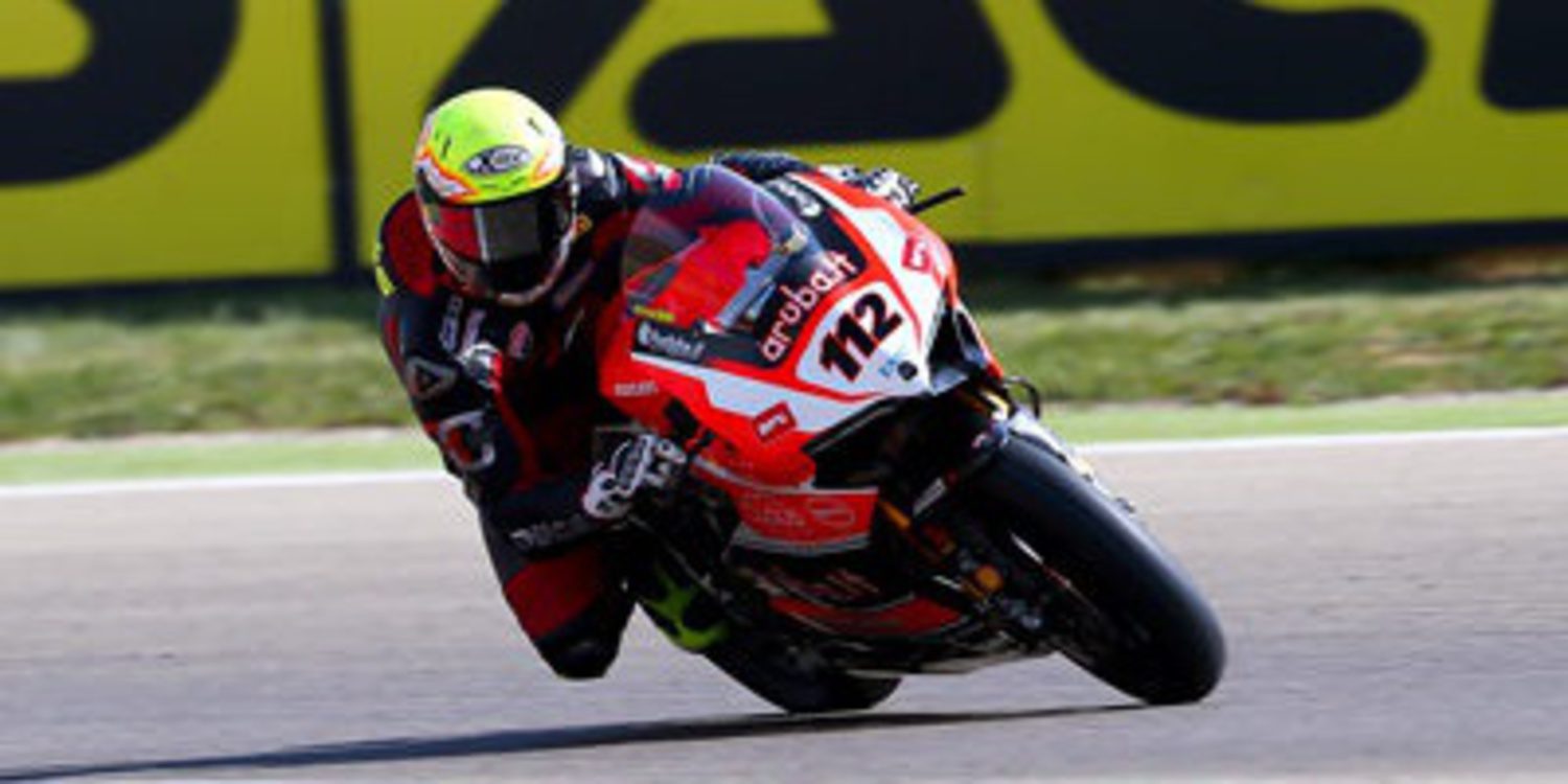Chaz Davies lidera el primer libre del WSBK en MotorLand