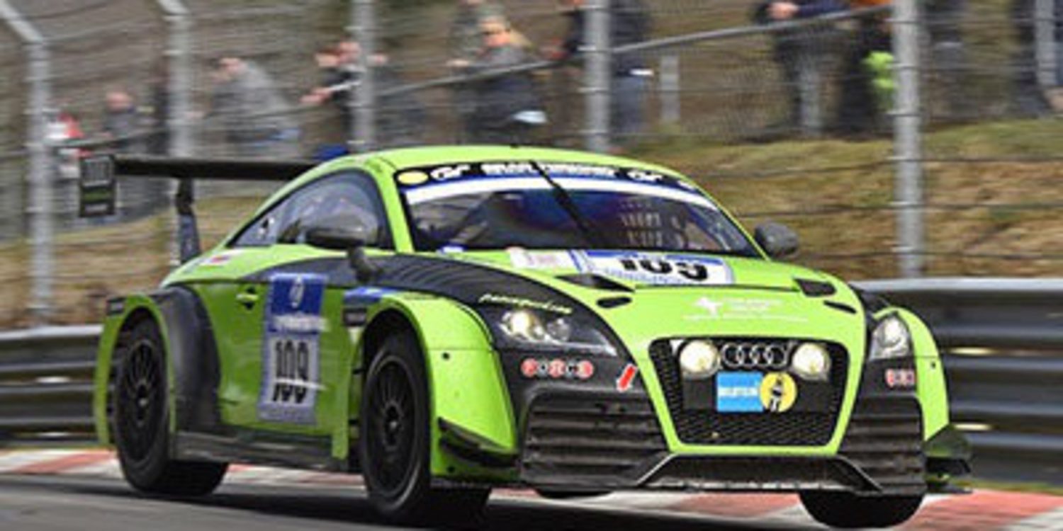 Tom Chilton vence en Nurburgring