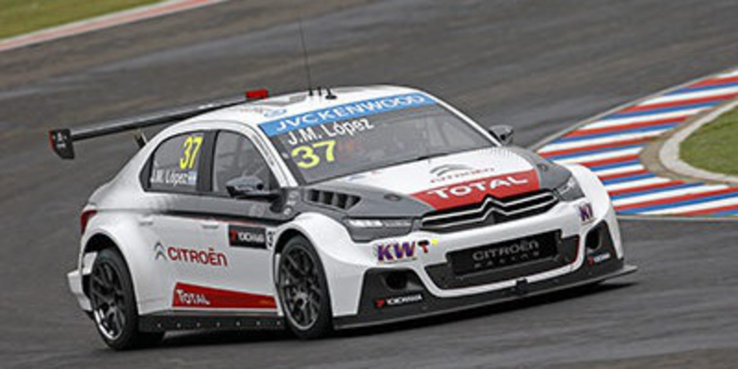 José María López marca el rtimo de un lluvioso FP1 en Hungría