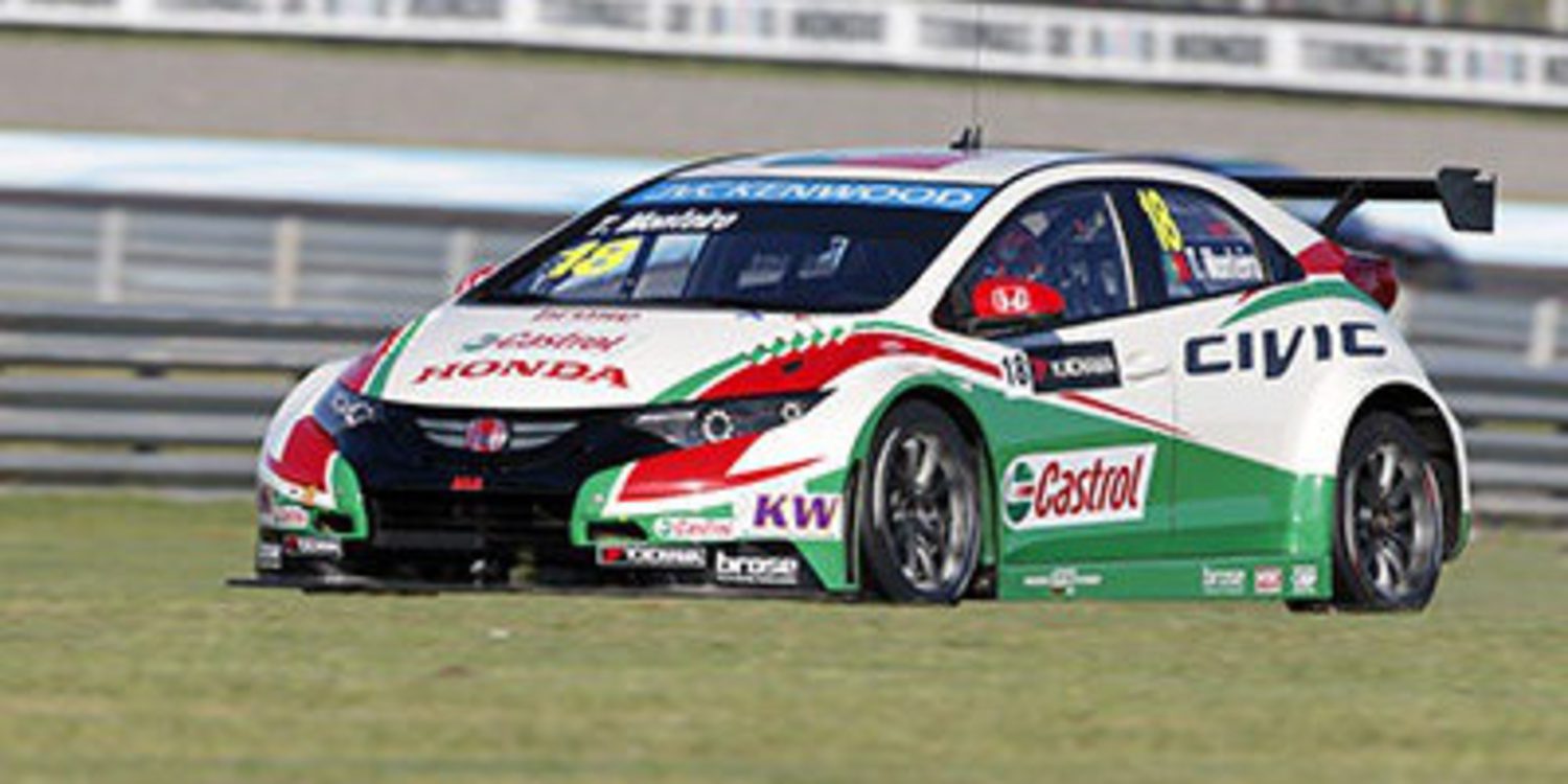 López también manda en el FP2 del WTCC