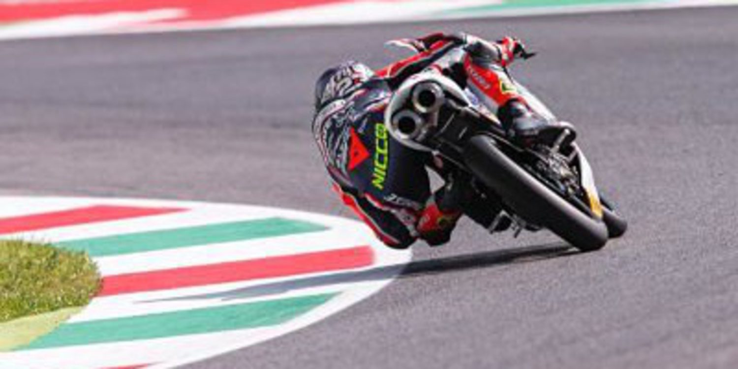 Antonelli al mando en los libres de Mugello