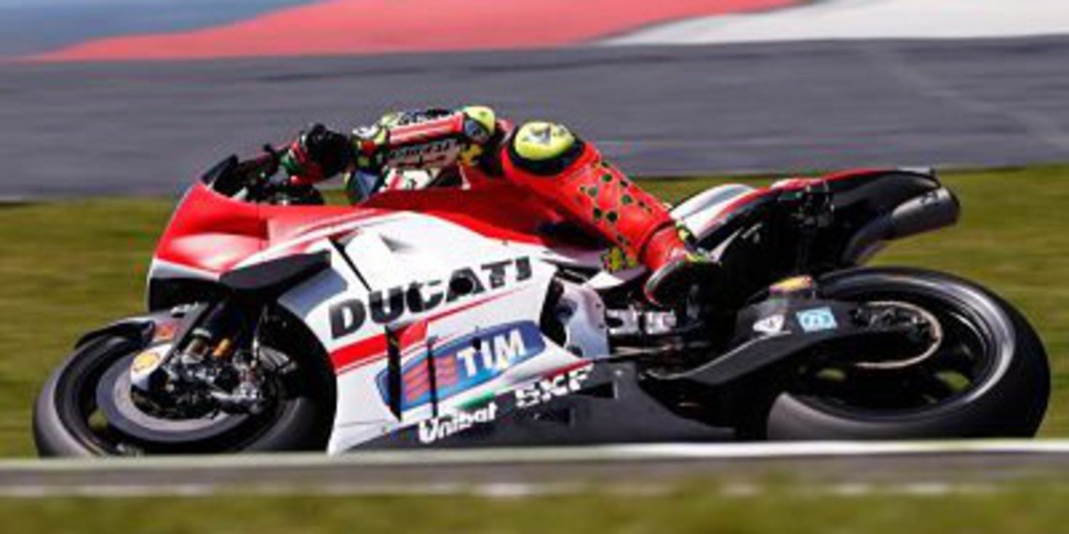 Pole para Andrea Iannone en Mugello