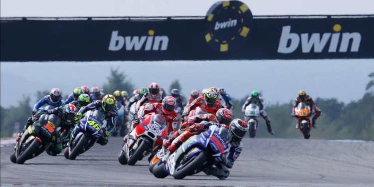 Jorge lorenzo empieza mandando en Silverstone