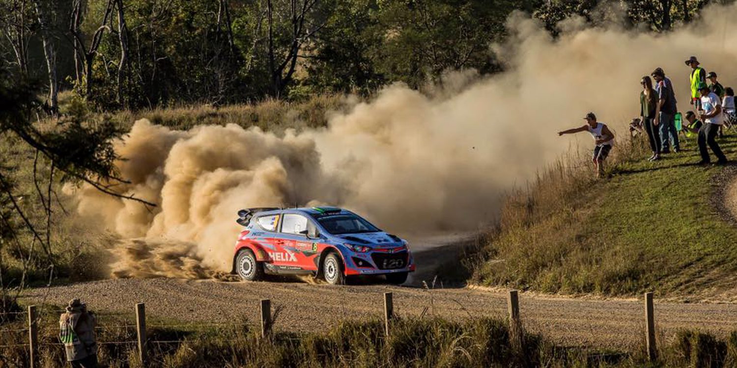 Hayden Paddon prepara el Rally de Córcega en Le Mans