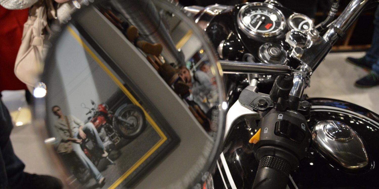 Royal Enfield Bullet 500 EFI, montura incombustible y única