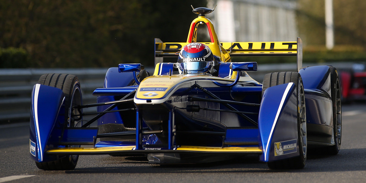 e.dams domina el test del viernes en Pekín