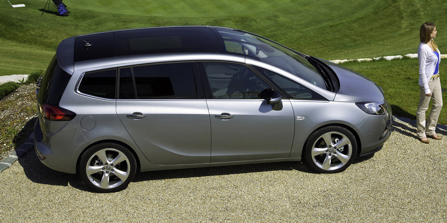 Opel niega las acusaciones de falsear emisiones
