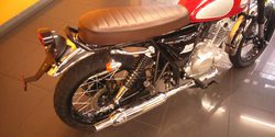 Mash Two Fifty, la técnica de esta retro urbana