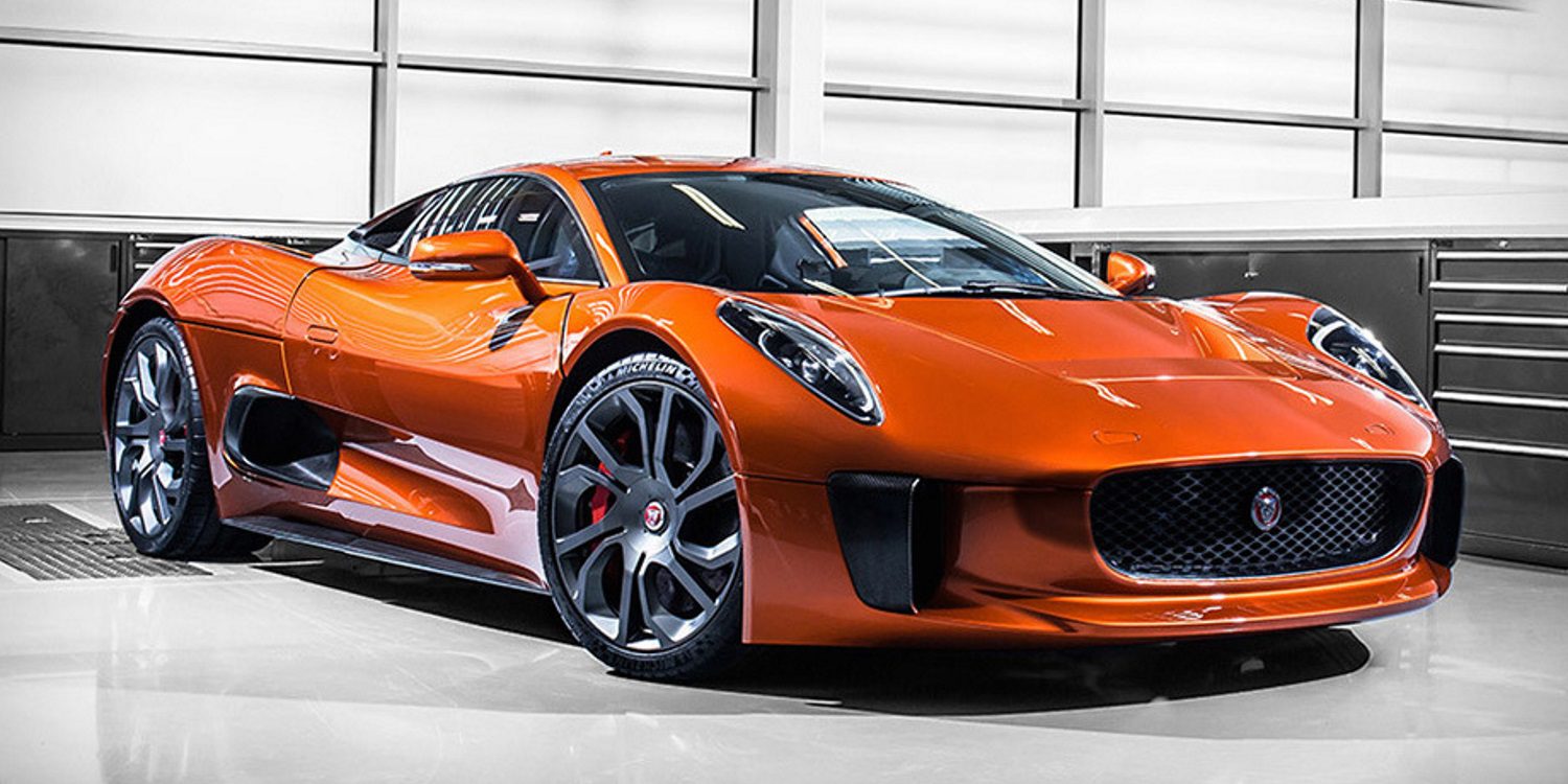 Felipe Massa a los mandos del Jaguar C-X75