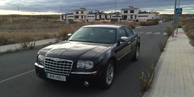 Prueba del Chrysler 300C CRD 3.0 V6 diésel en carretera