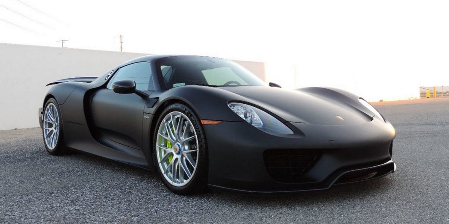 A la venta extraño Porsche 918 Spyder sin pintar