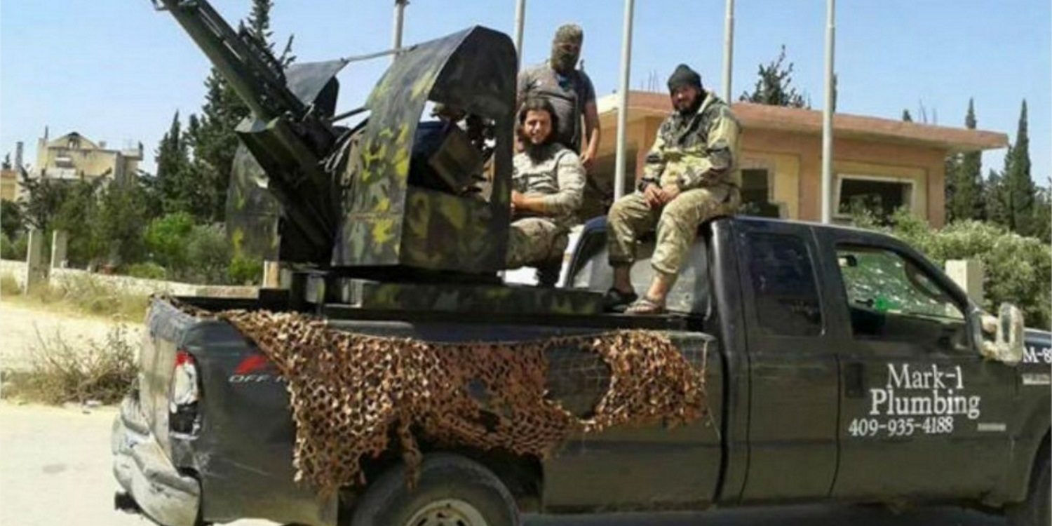 Fontanero demanda concesionario cuando su vieja pick up aparece en la guerra de Siria