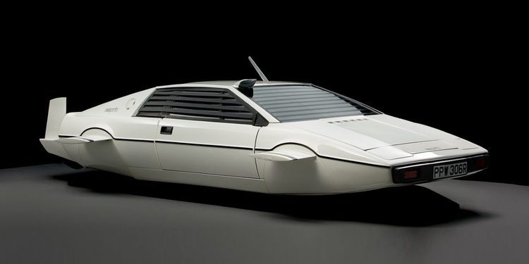 A la venta otro ejemplar del Lotus Esprit submarino de 007
