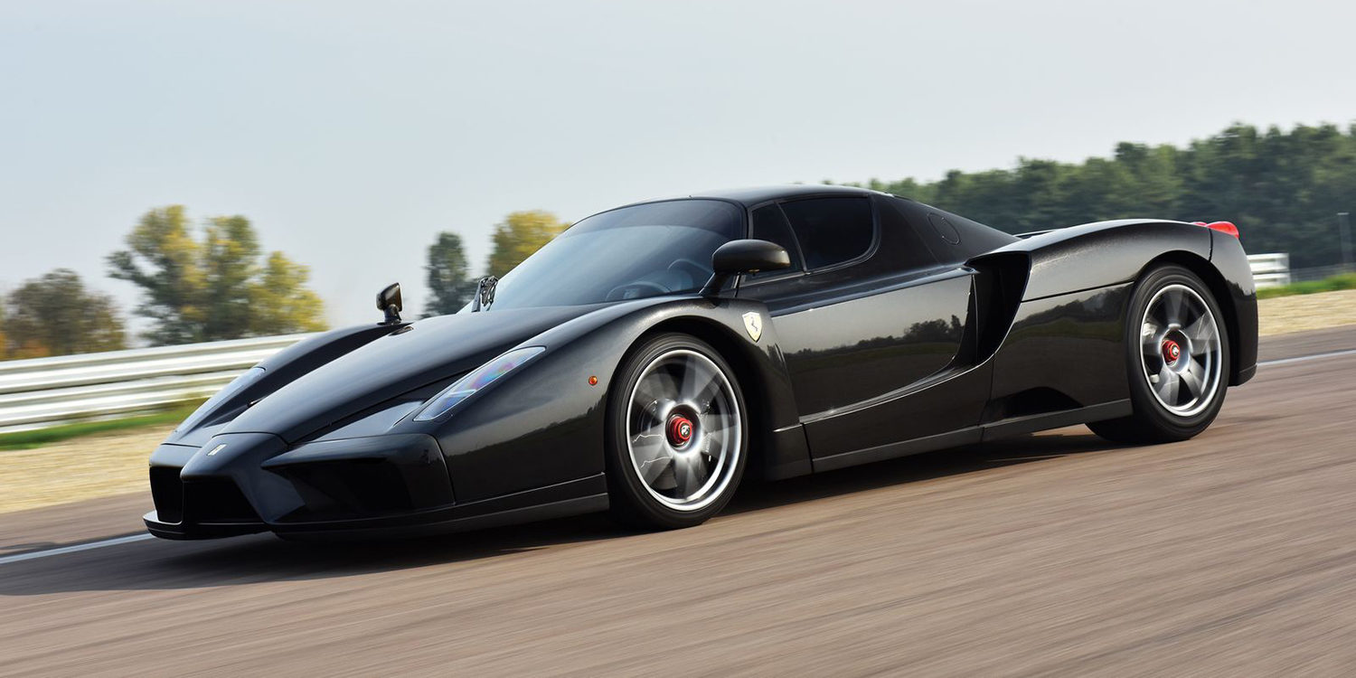 Ferrari Enzo partido en dos. Reconstruido, repintado y listo para subasta
