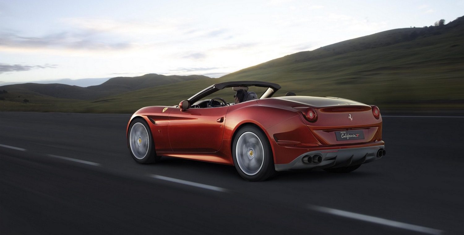 Ferrari presenta el paquete prestacional HS para el California T