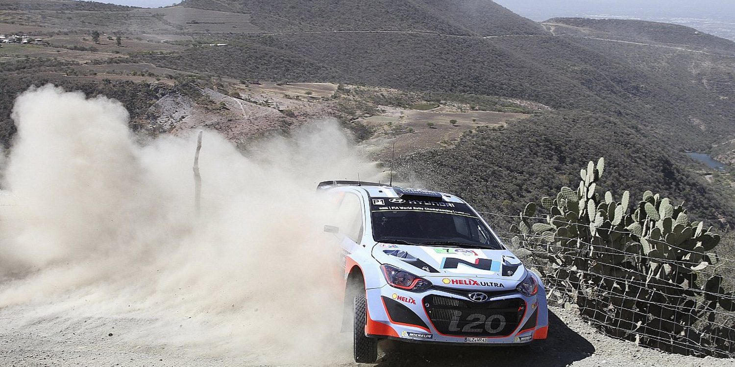 Hyundai encuentra una pérdida de aceite en el i20 WRC