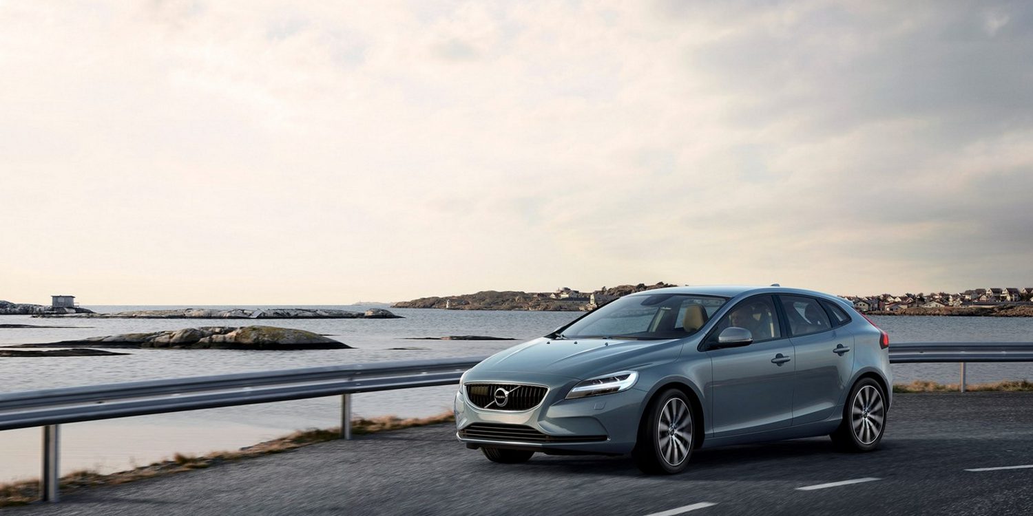 Volvo presenta algunos cambios en el restyling del V40