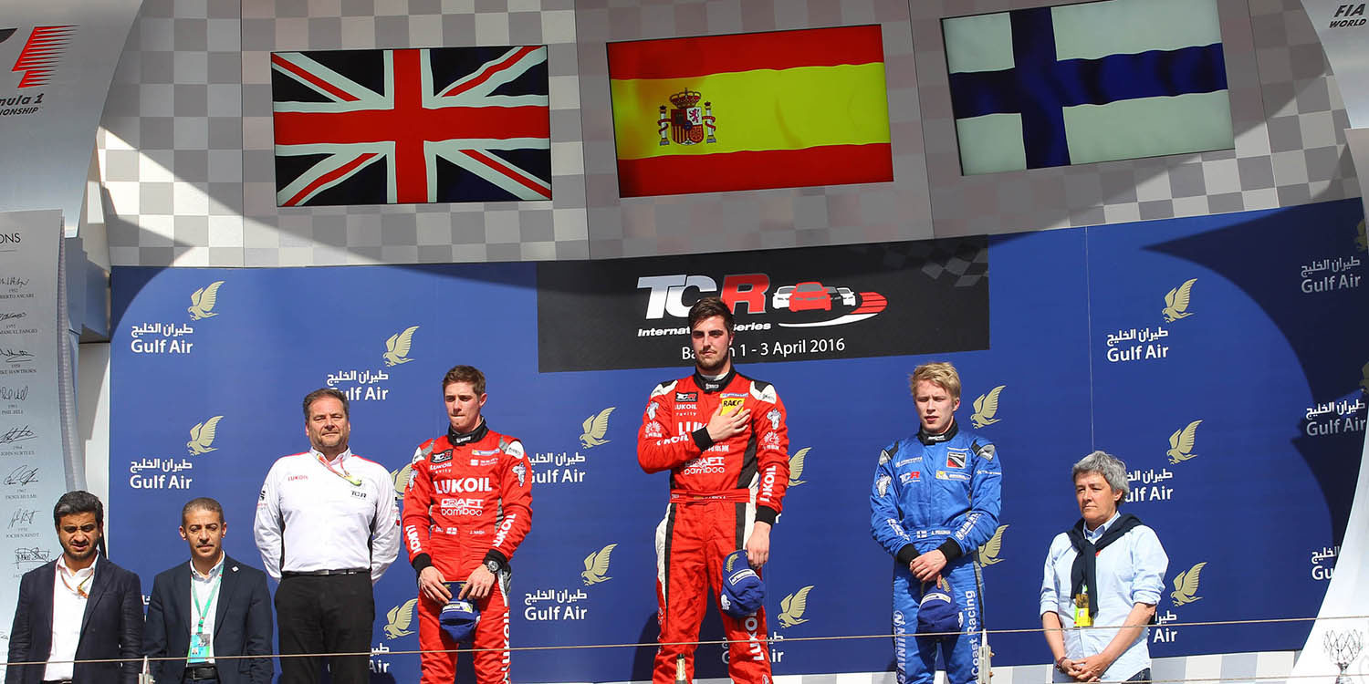Pepe Oriola lidera las TCR Series tras Bahréin