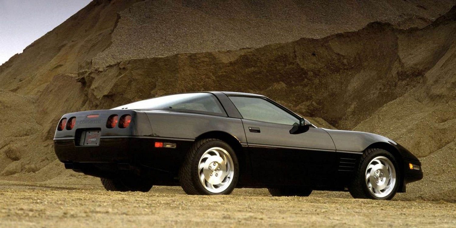 Condenado por estrellar su Corvette contra la casa de su novia