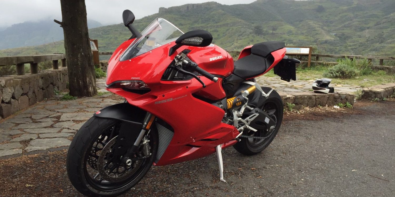 A los mandos de la nueva Ducati 959 Panigale