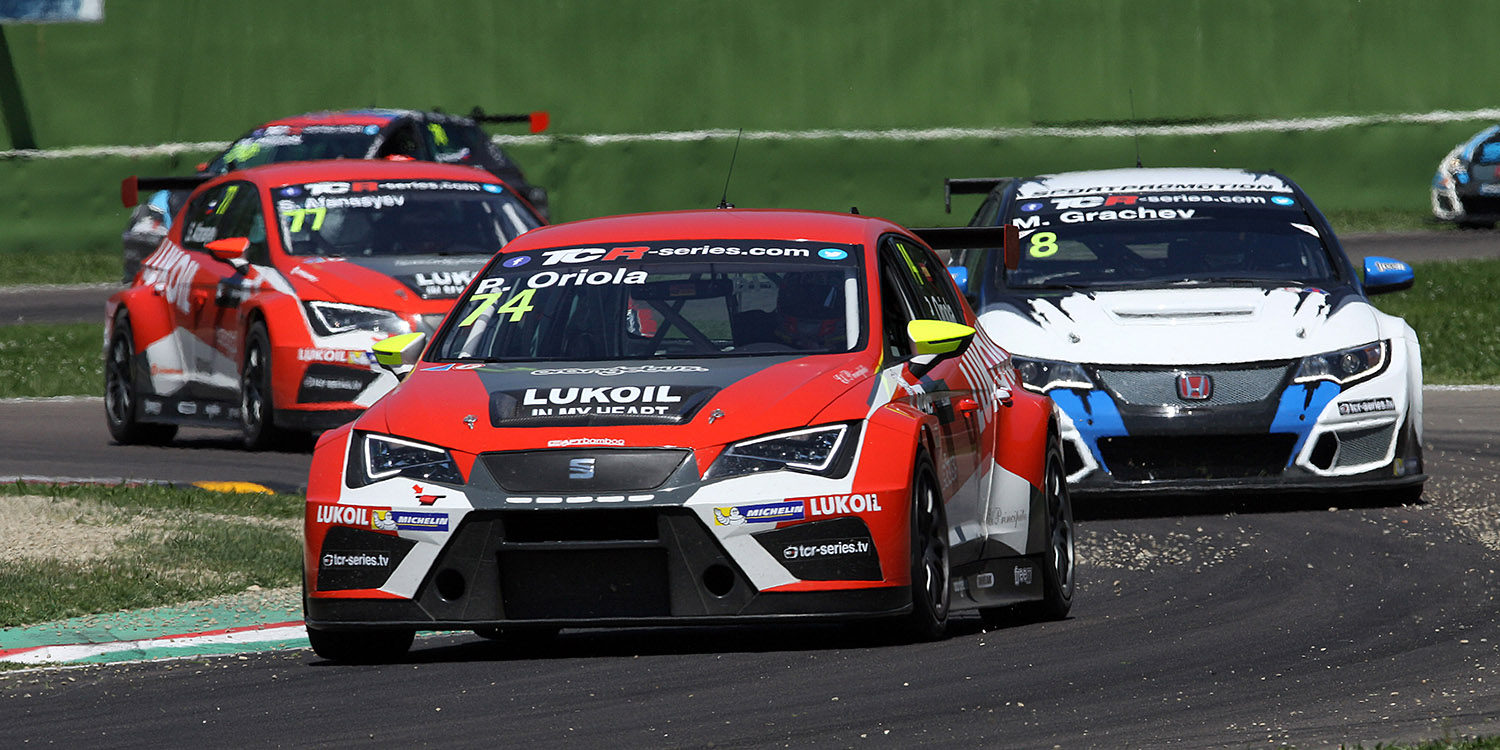 Pepe Oriola lidera las TCR International Series tras Imola