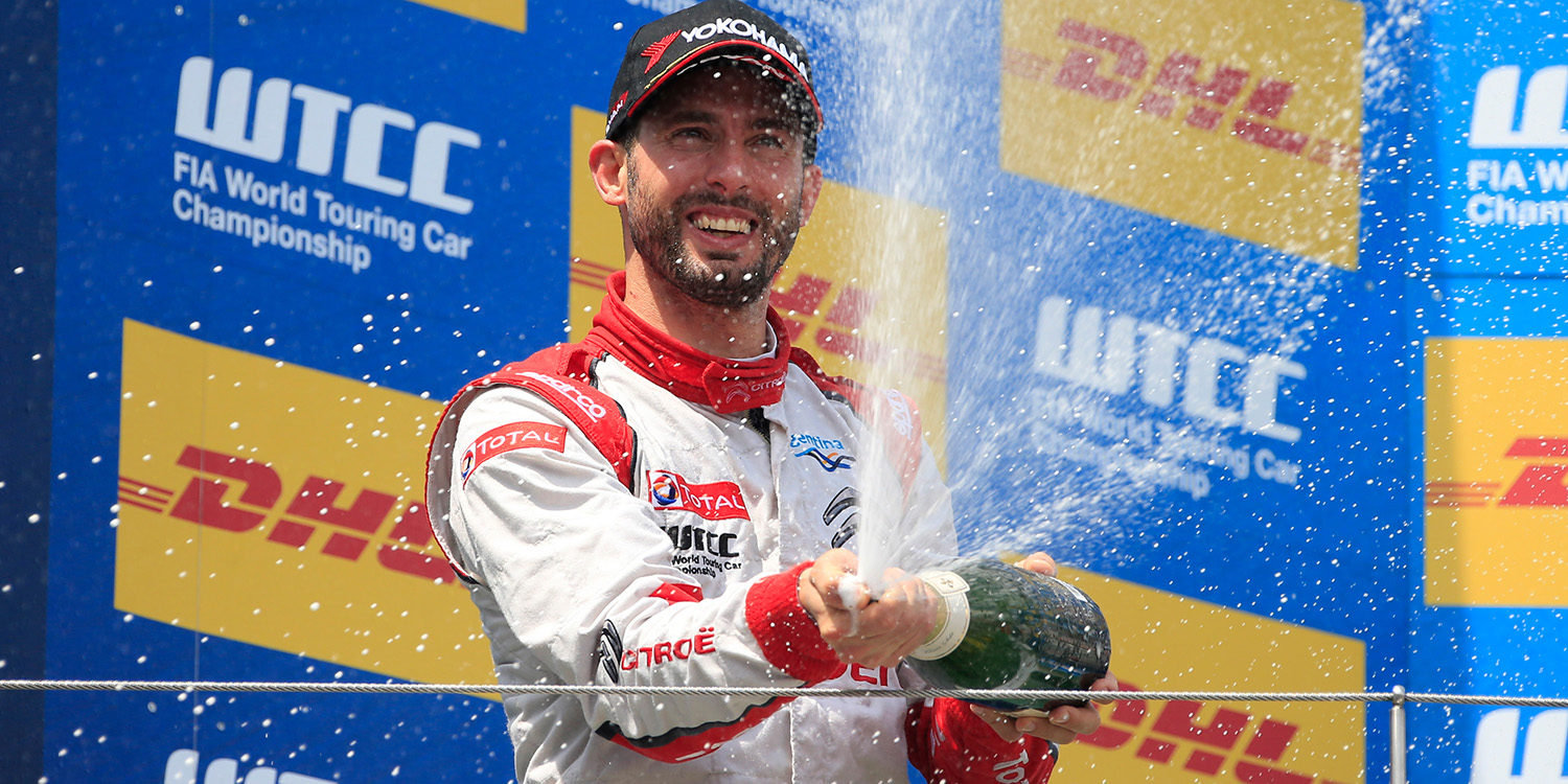 Mala suerte para Yvan Muller en Nürburgring