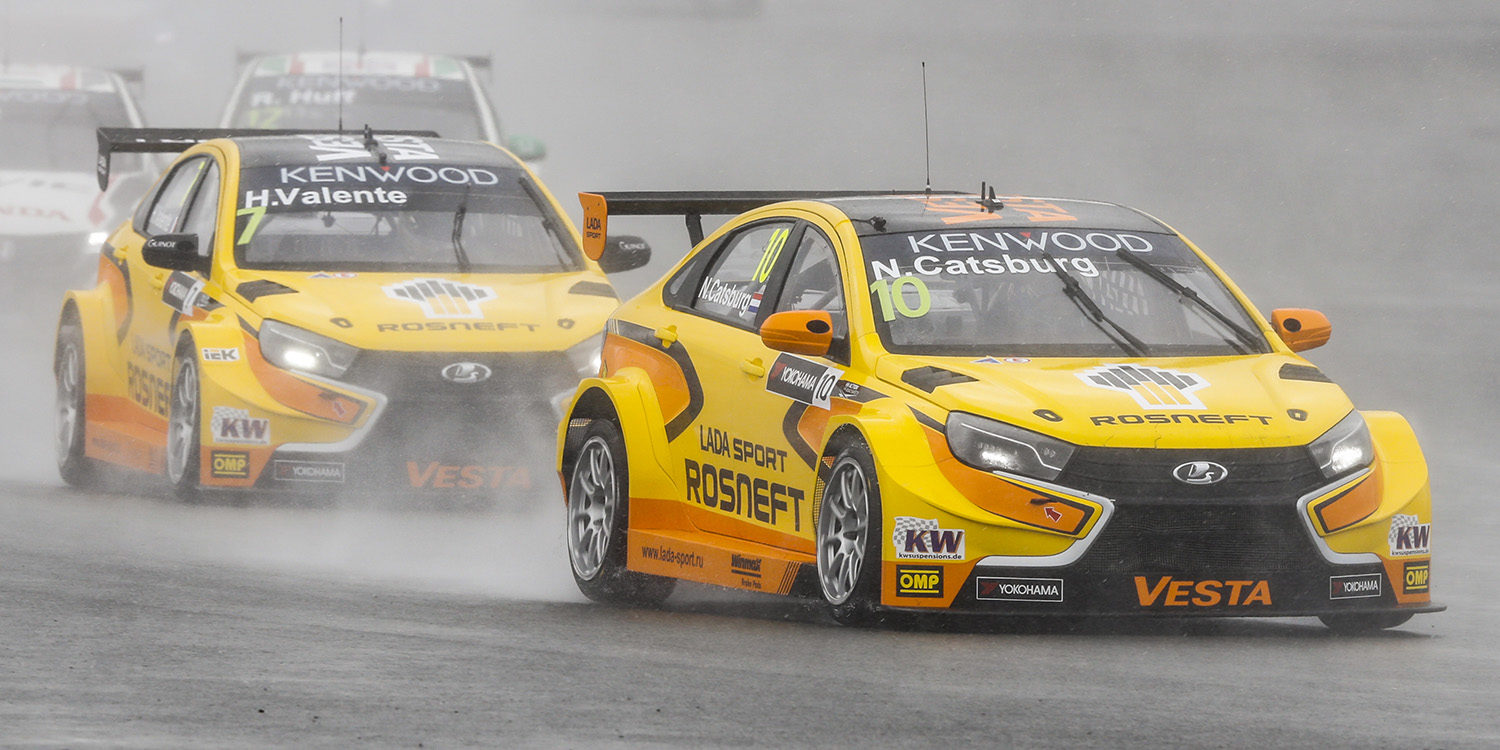 Nicky Catsburg consigue su primera victoria en el WTCC en Moscú