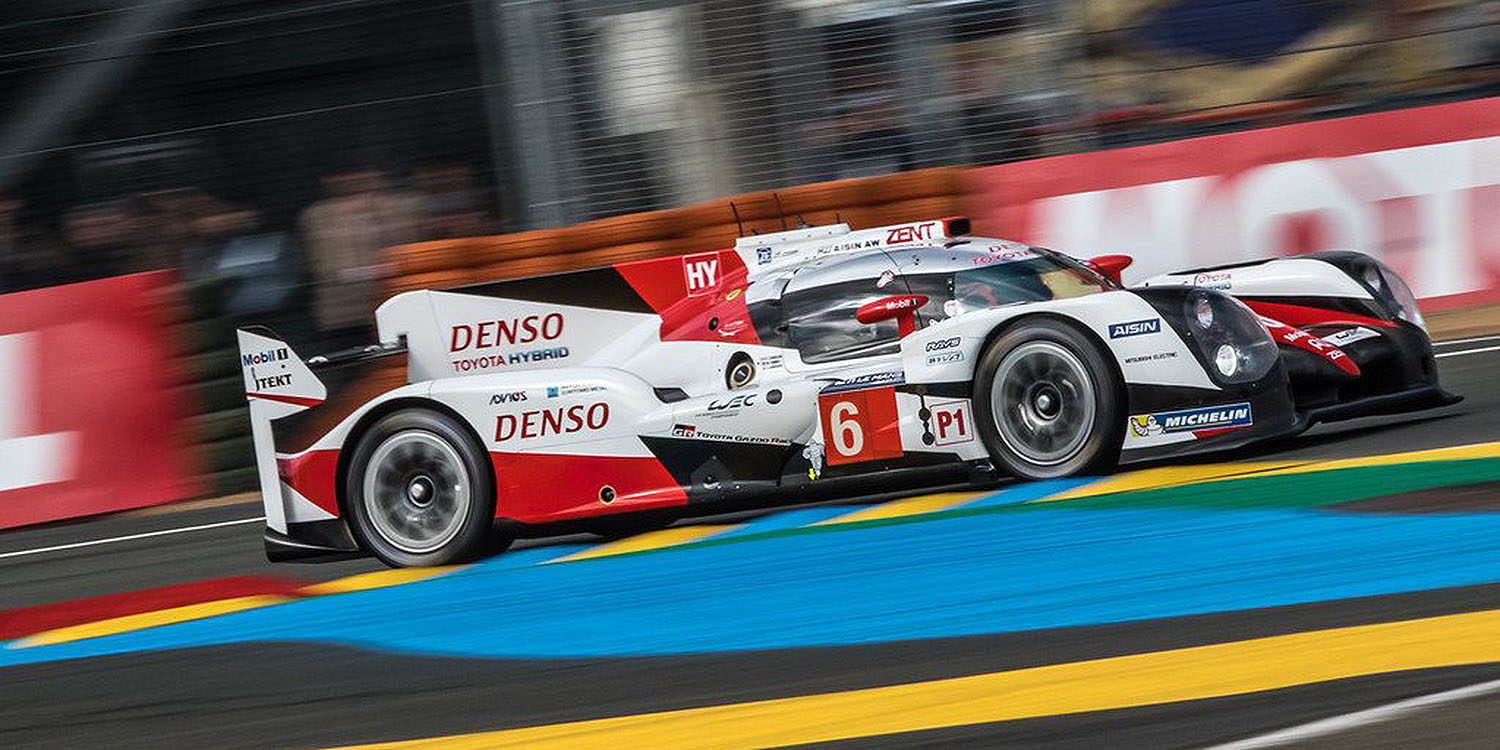 Toyota lidera tras 7 horas de carrera en Le Mans