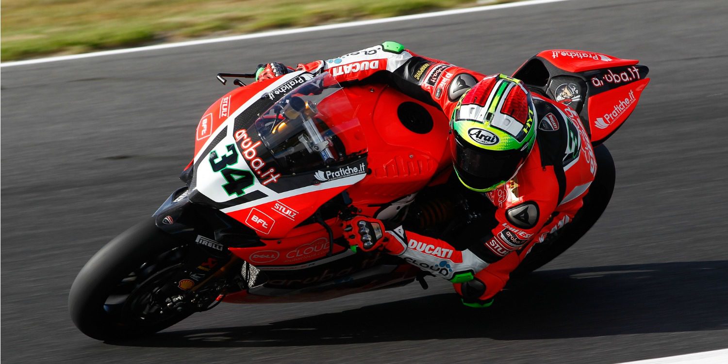 ¿Davide Giugliano en Moto2 con Sky Racing Team VR46?