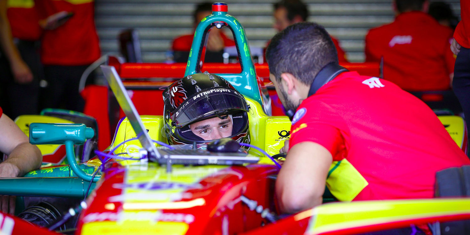 Daniel Abt es el más rápido en el último día de pruebas en Donington