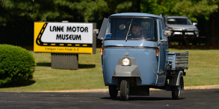 VespaCar, la historia del triciclo motorizado