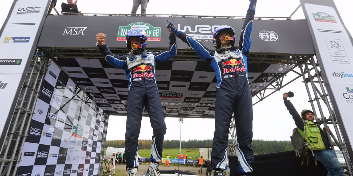Sébastien Ogier se lleva el gato al agua en Gales
