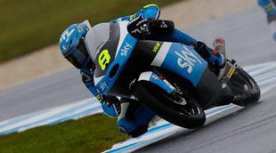 Bulega brilla bajo la lluvia en Phillip Island