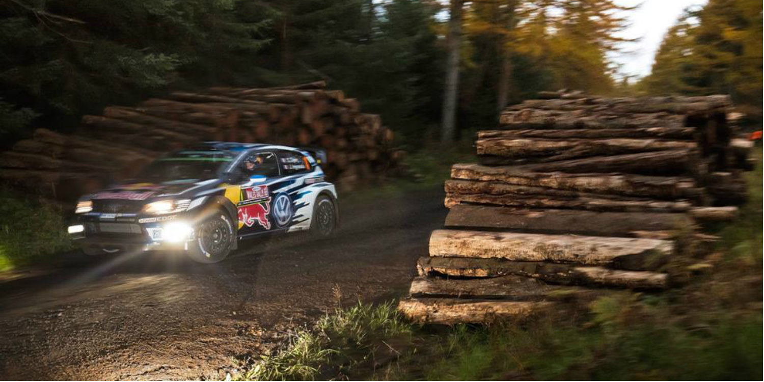 Ogier manda ante un aguerrido Tanak