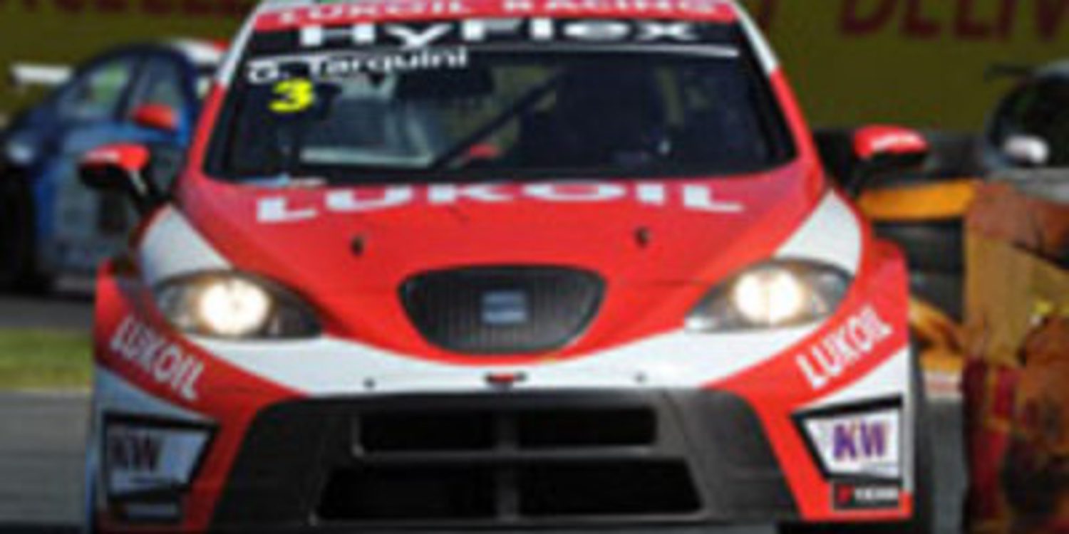 Yvan Muller se lleva el warm-up en Salzburgring