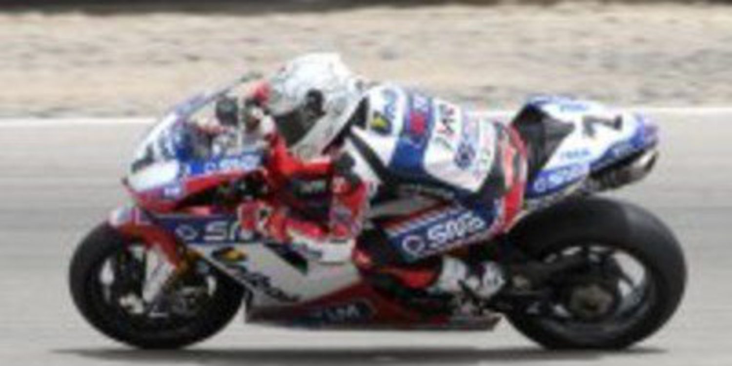 Jakub Smrz y Carlos Checa también dominan la Q2 de Miller