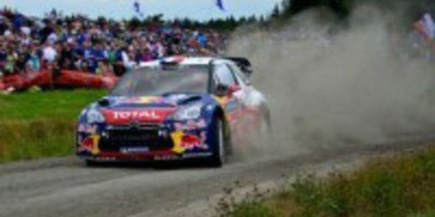 Sebastien Loeb conquista Finlandia y el reducto de Ouninpohja