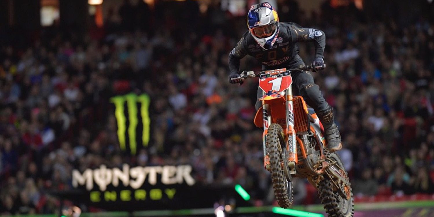 Dungey de principio a fin, Baggett sorprende