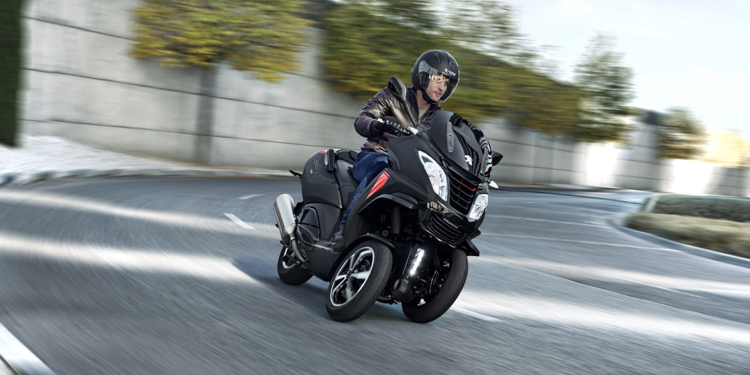 Descubre la nueva Scooter Metropolis RX-R de Peugeot