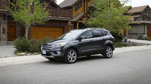 Ford presenta el innovador Escape Titanium 2017