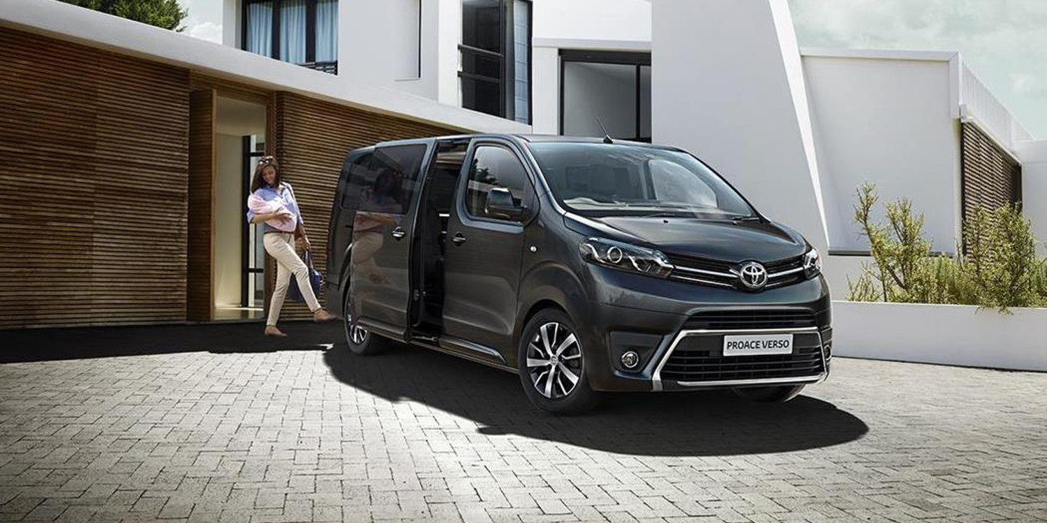 Para los ejecutivos, llegó la Toyota Proace Verso Vip
