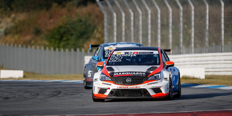 Estreno con pole para el Opel Astra de Harald Proczyk en Hockenheim