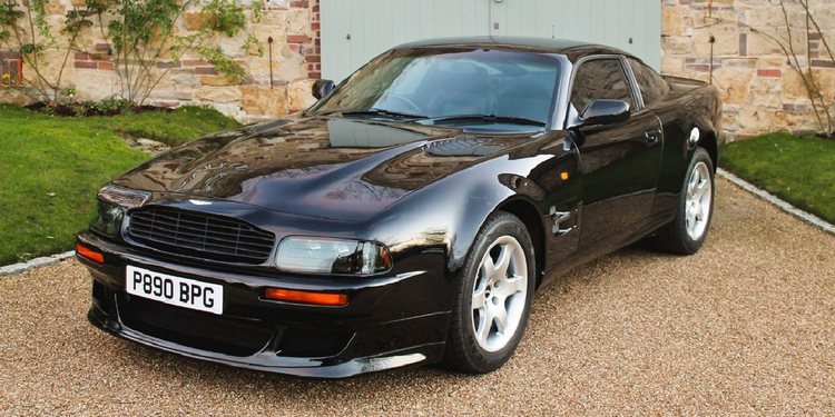 Será subastado el Aston Martin V8 Vantage V550 de Elton Jhon