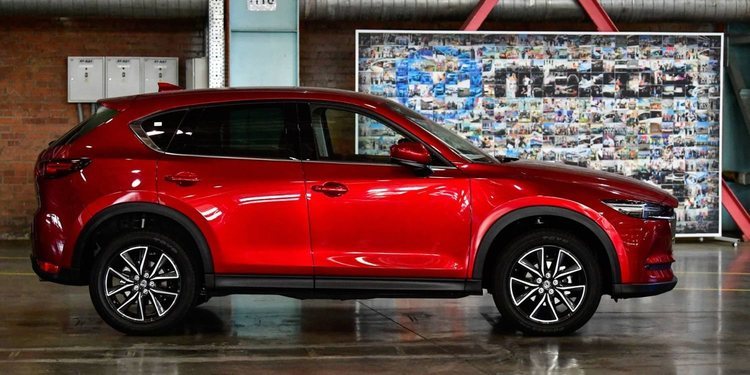 Mazda Driver Project encuestas sobre movilidad futura y conducción autónoma